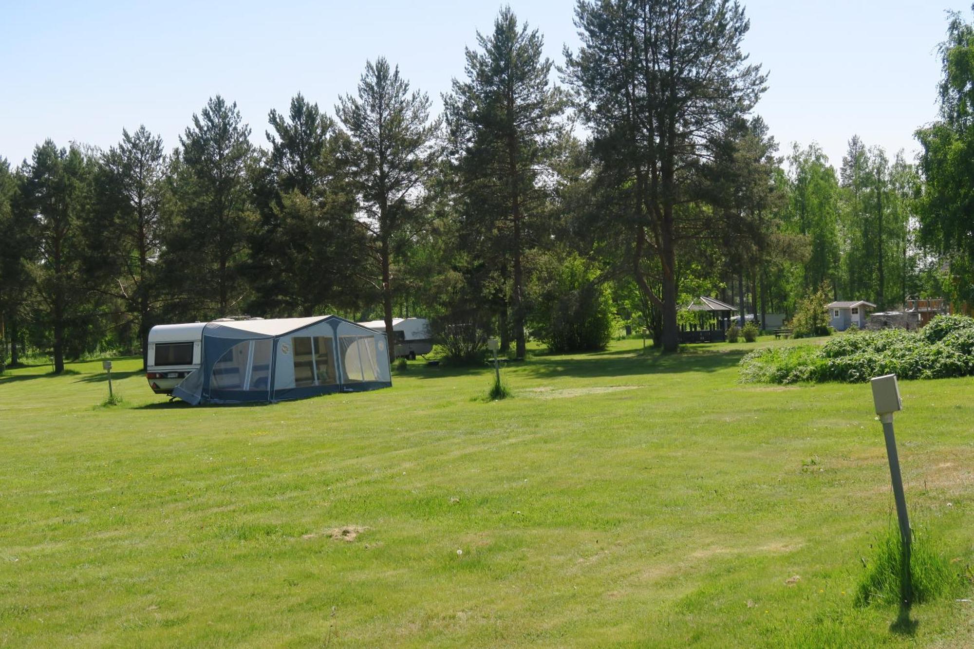 Marjoniemi Camping Hotel Hiidenniemi Exterior photo